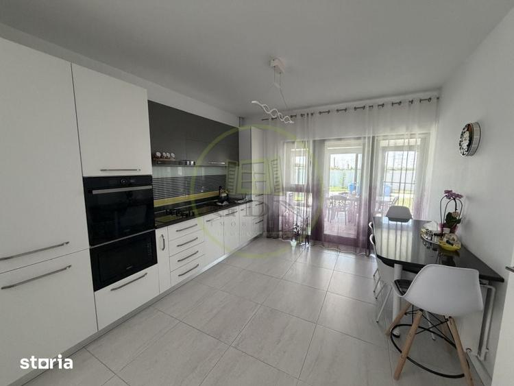 Casă cu 4 camere cu Teren 1142 Mp în Cârcea