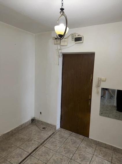 Apartament cu 2 camere nedecomandat în Pantelimon