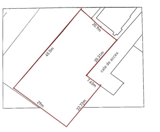Teren Construcții intravilan de 1205 mp, în Bucium