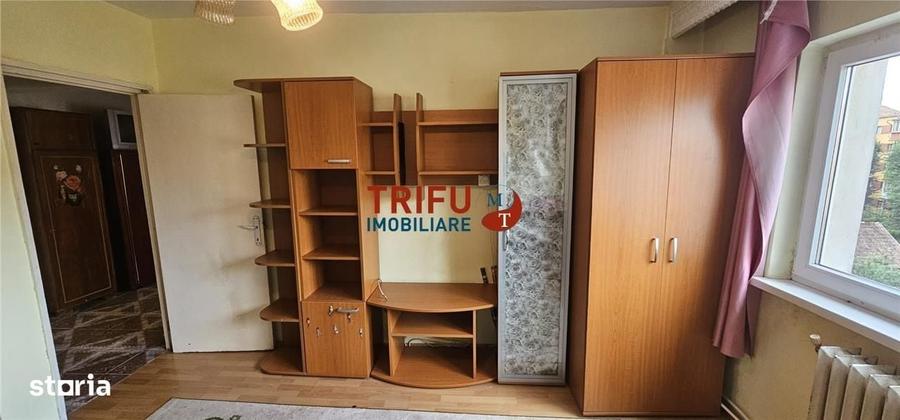 Garsonieră decomandată în Cetate