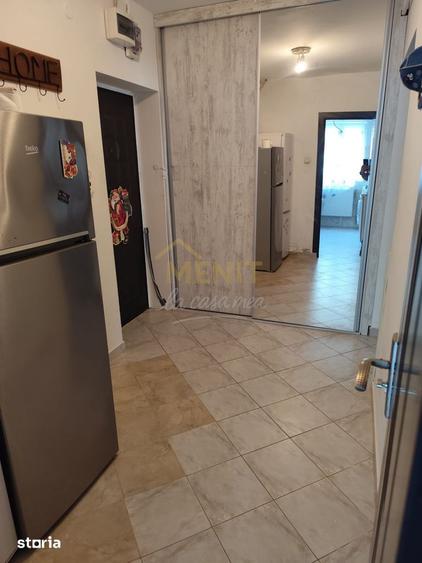 Apartament cu 2 camere decomandat, mobilat în Sud