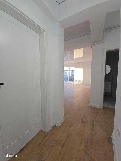 Apartament cu 3 camere decomandat în Dobroești