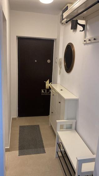 Apartament cu 2 camere semidecomandat, mobilat în P-ța Romană
