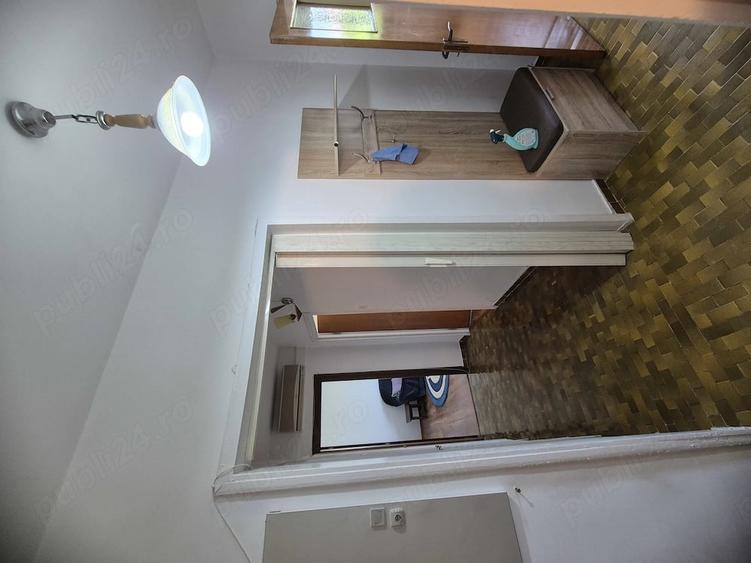 Apartament cu 2 camere decomandat în Titan