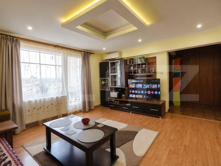 Apartament cu 3 camere decomandat, mobilat în Unirii