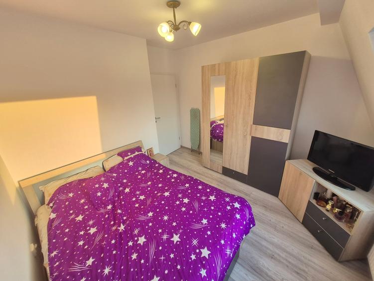 Apartament cu 2 camere decomandat în Lipovei