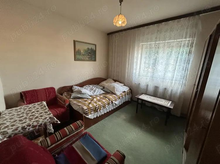 Apartament cu 4 camere decomandat în Aradul Nou