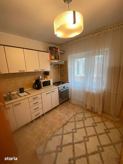 Apartament cu 2 camere decomandate, Zamca - 8