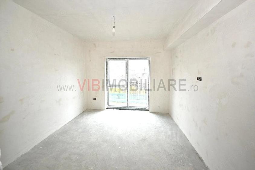 Casă cu Teren 240 Mp în Central