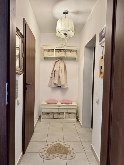 Casă cu 3 camere cu Canalizare în Sud-Vest