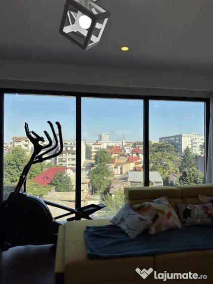 Apartament cu 3 camere decomandat în Banu Manta