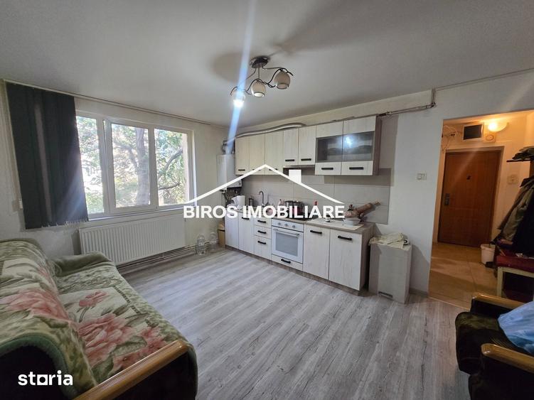 Apartament cu 2 camere în Calea București