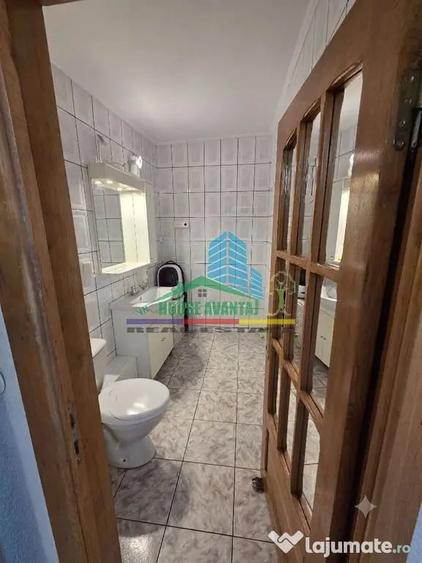 Apartament cu 3 camere decomandat în Ultracentral