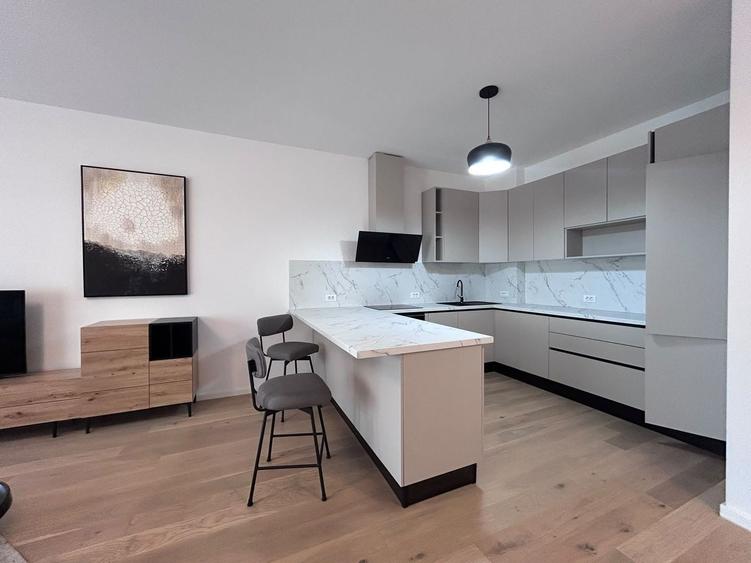 Apartament cu 2 camere, mobilat în Băneasa