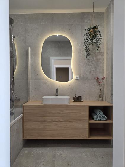 Apartament cu 2 camere decomandat în Bulgaria