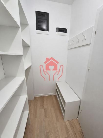 Apartament cu 2 camere decomandat, mobilat în Băneasa