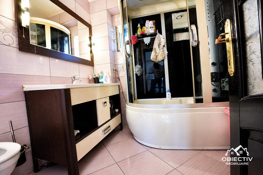 Apartament cu 3 camere decomandat în 1 Mai