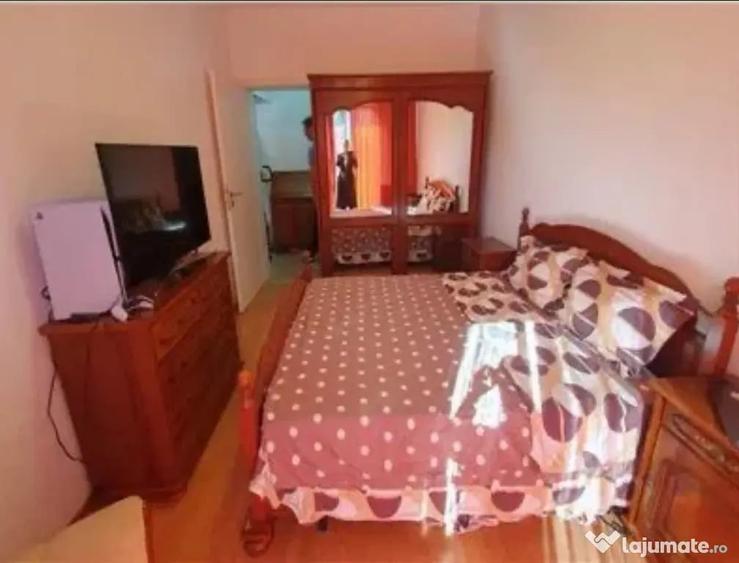 Apartament 2 camere, decomandat - zona Tractorul - 3