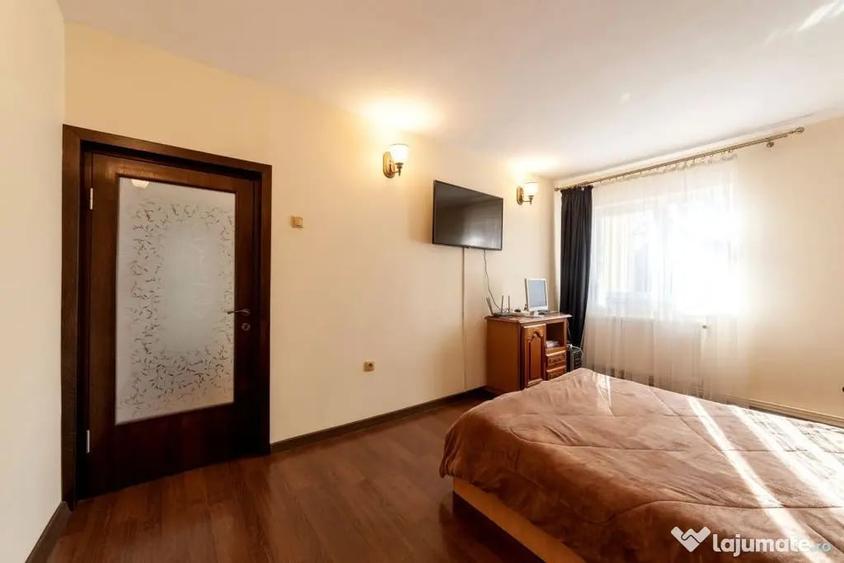 Casă cu 4 camere cu Teren 198 Mp în Trivale