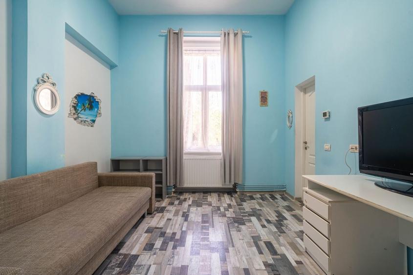 Garsonieră semidecomandată, mobilată în Central