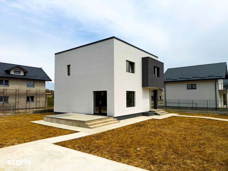Casă cu 4 camere cu Teren 499 Mp în Mărăcineni