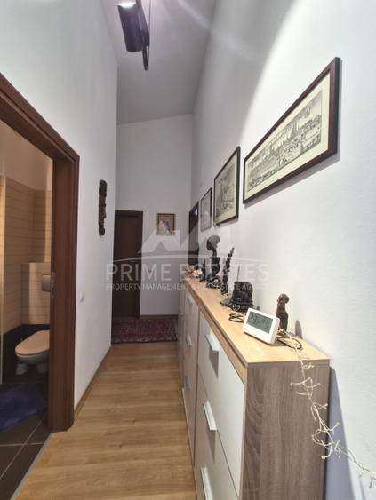 Apartament cu 3 camere semidecomandat, mobilat în Băneasa