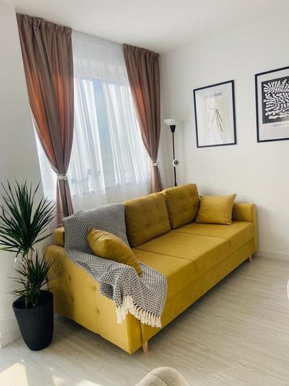 Apartament cu 2 camere semidecomandat în Chinteni