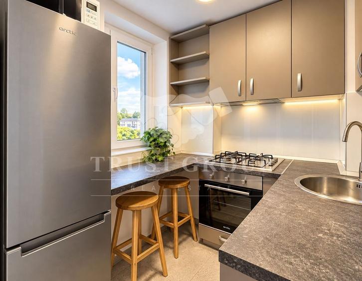 Apartament cu 2 camere decomandat, mobilat în Arcul de Triumf