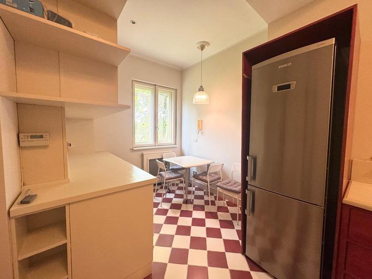 Apartament cu 4 camere în Kiseleff