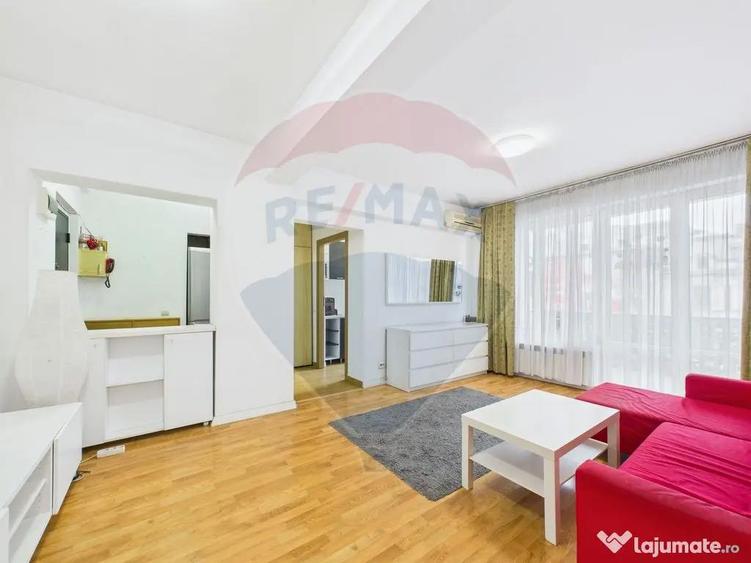 Apartament cu 2 camere semidecomandat, mobilat în P-ța Romană
