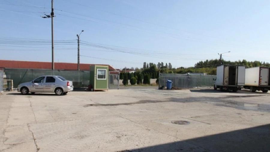 Spațiu industrial, de 1,372 mp, în Vest