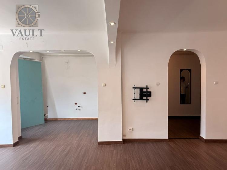Apartament cu 2 camere semidecomandat în Dacia