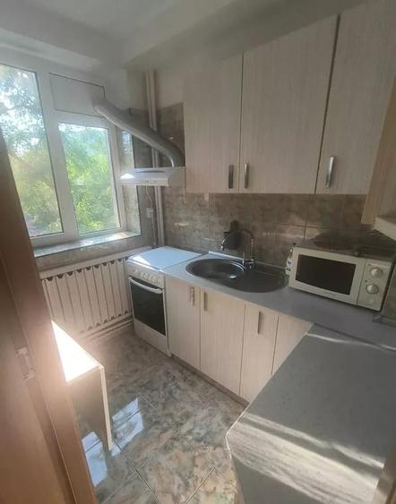 Garsoniera Titan Piata Miniș renovata - 5