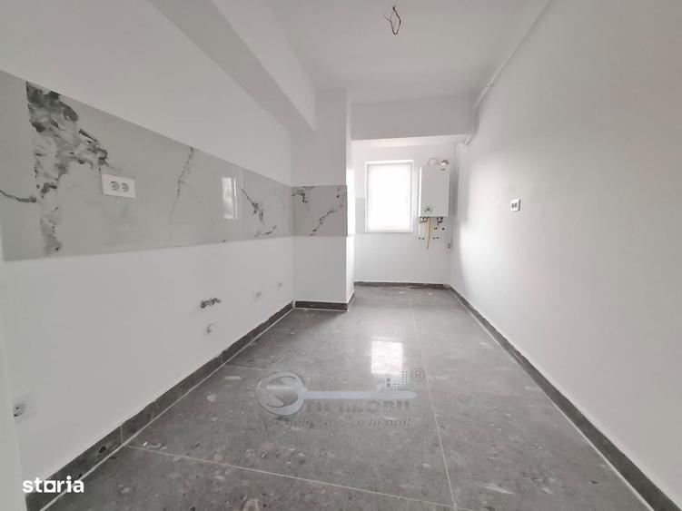 Apartament cu 3 camere decomandat în Galata
