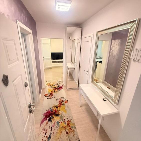 Apartament cu 3 camere nedecomandat în Floreasca