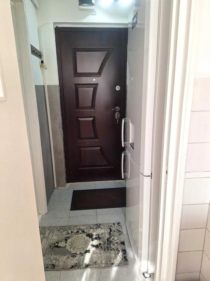 Apartament cu 2 camere semidecomandat în Viziru 3
