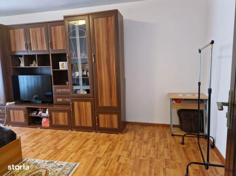 Garsonieră decomandată în Crângași