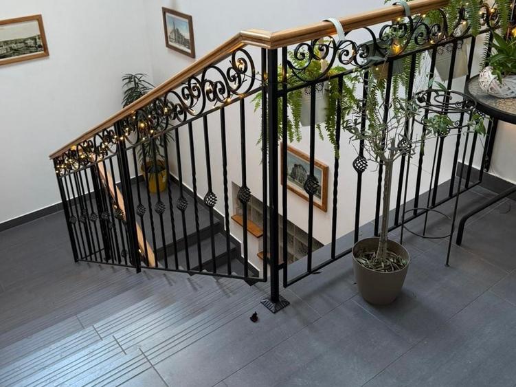Apartament cu 3 camere decomandat în Dealuri Oradea