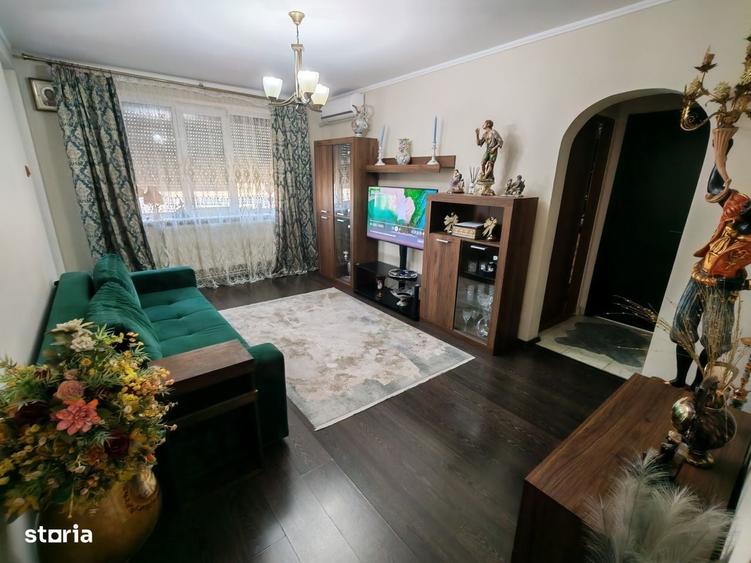 Apartament cu 4 camere în Far