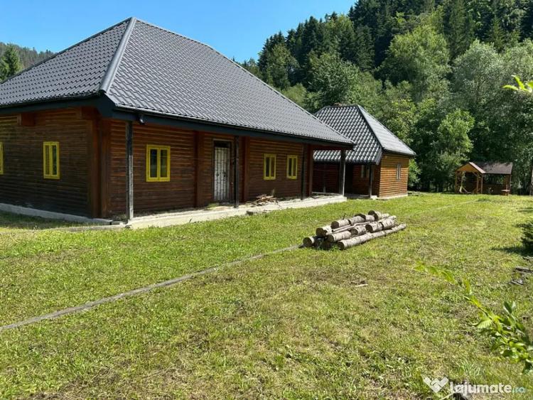 Casă cu 5 camere cu Teren 1250 Mp în Marginea