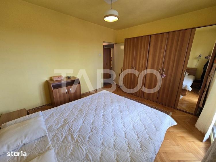 Apartament cu 3 camere decomandat în Terezian