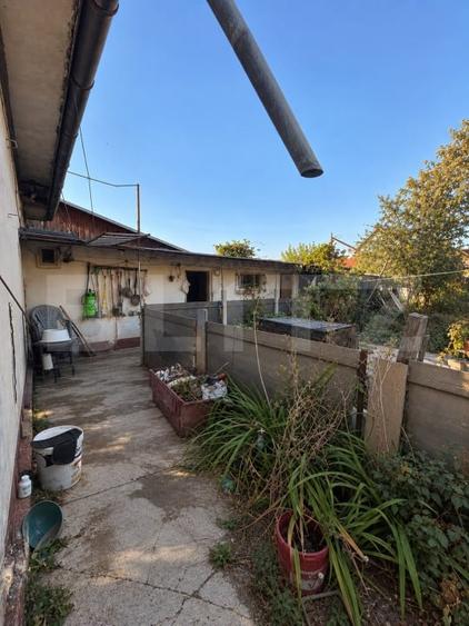 Casă individuală cu 2 camere cu Canalizare în Micro 1