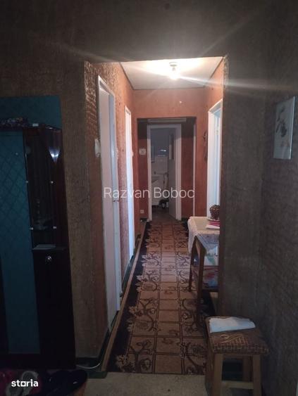 Apartament cu 3 camere - Piata Chirila