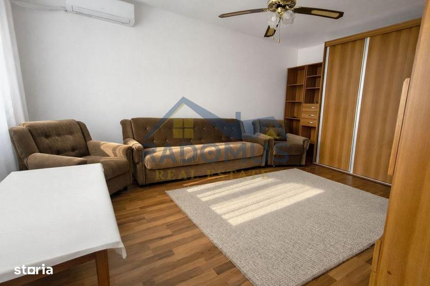 Apartament cu 2 camere, mobilat în Eroilor