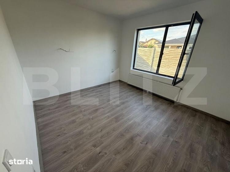 Casă cu 3 camere cu Teren 280 Mp în Malu Mare