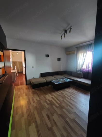Apartament cu 3 camere decomandat în Dorobanți