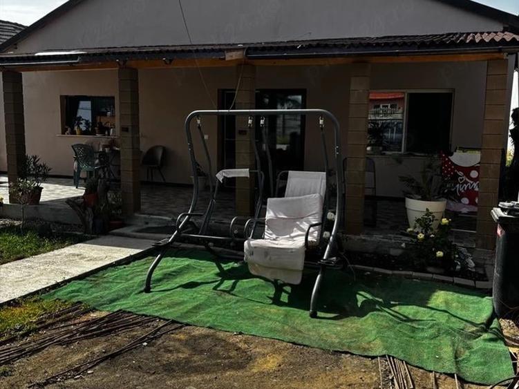 Casă individuală cu 5 camere cu Teren 336 Mp în Lascăr Catargiu