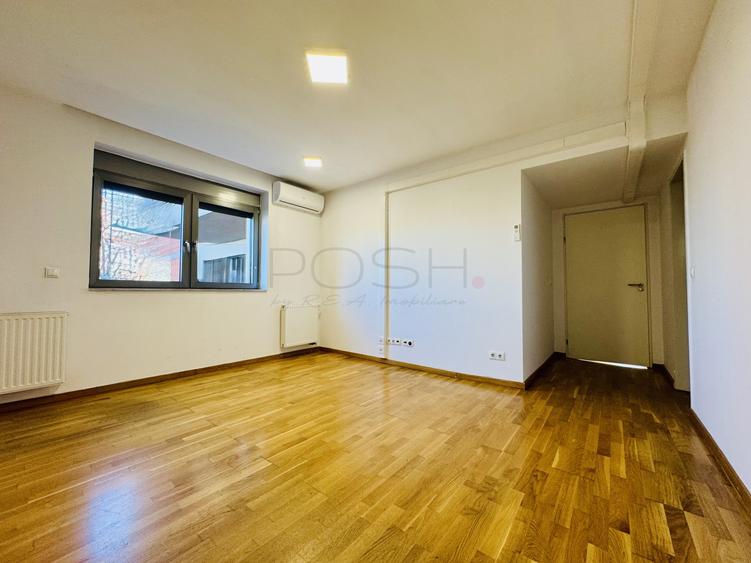 Apartament cu 4 camere în Nordului