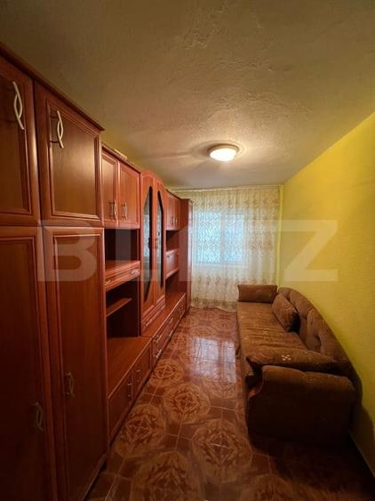 Apartament cu 2 camere decomandat, mobilat în 9 Mai — fotografia 2