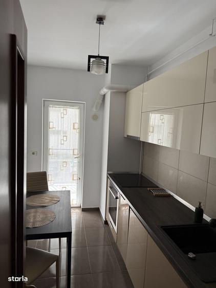 Apartament cu 2 camere în Păcii